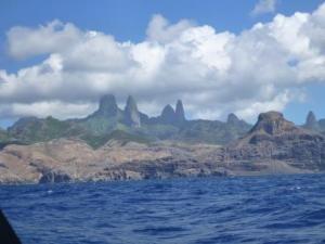 Ua-pou en route to Hakahetau