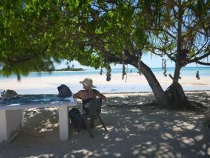 coffee by the beach Tikehau
