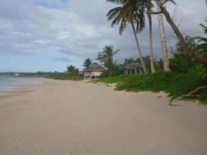 beach outside Stevensons "hotel"